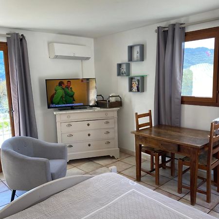 Chambre Une Fenetre Sur Le Ventoux La Clue Plaisians Kültér fotó